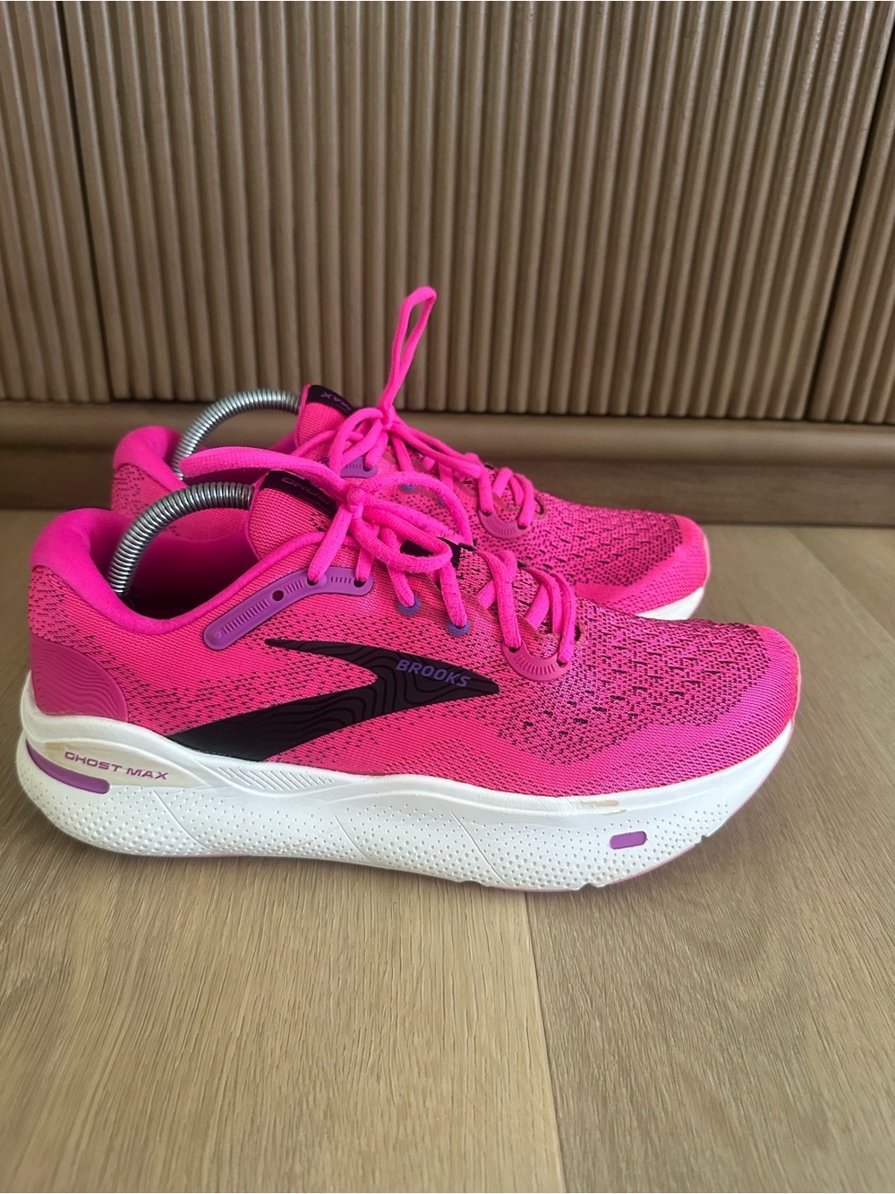 Brooks Women's Ghost Max Women's Running Shoes - Hot Pink size 11